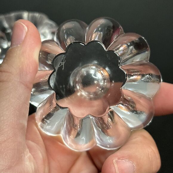 Pair of Vintage Orrefors of Sweden Flower Candle Holders for Mini Tapers Signed - Picture 11 of 13